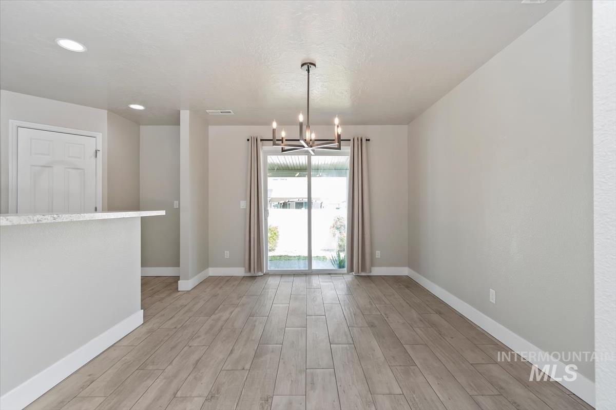 4323 Bainbridge St, Caldwell, Idaho 83607-4510, 3 Bedrooms, 2 Bathrooms, Residential For Sale, Price $420,000,MLS 98983050