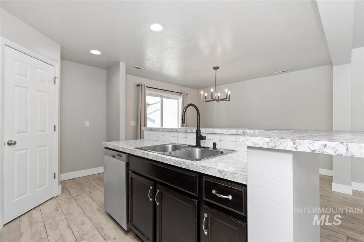 4323 Bainbridge St, Caldwell, Idaho 83607-4510, 3 Bedrooms, 2 Bathrooms, Residential For Sale, Price $420,000,MLS 98983050