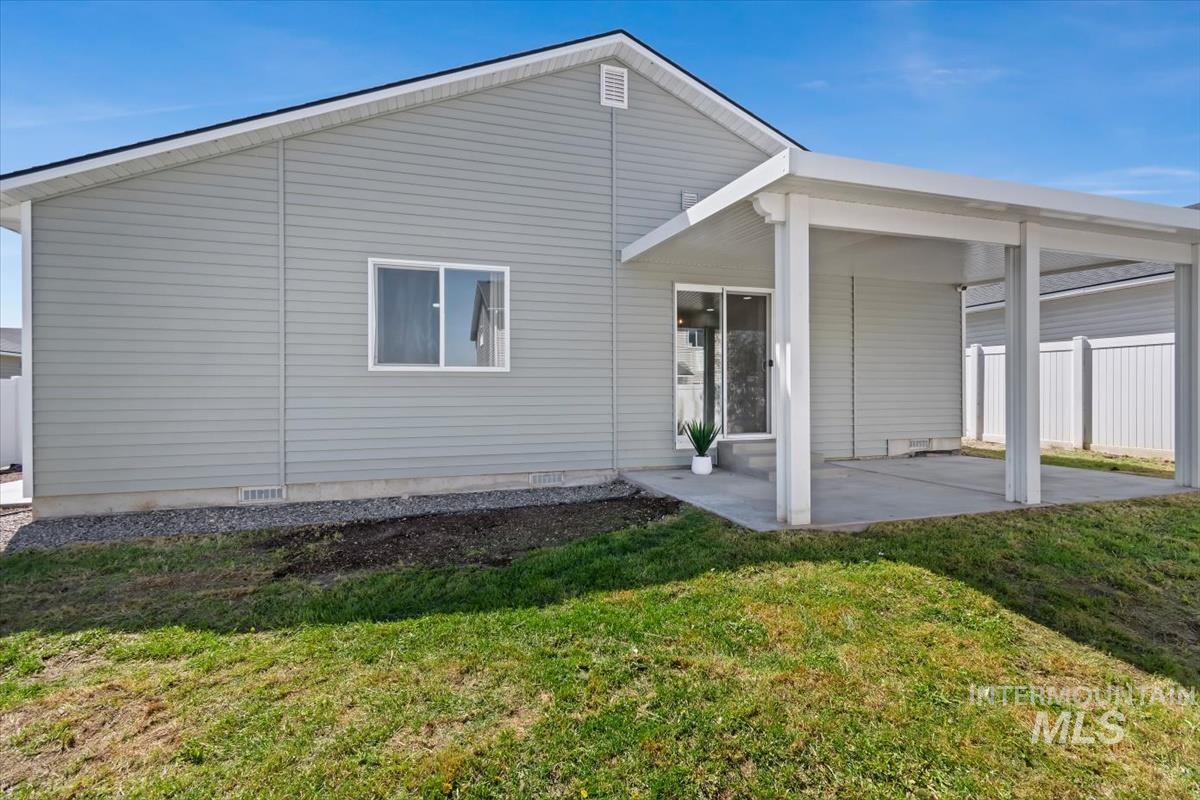 4323 Bainbridge St, Caldwell, Idaho 83607-4510, 3 Bedrooms, 2 Bathrooms, Residential For Sale, Price $420,000,MLS 98983050