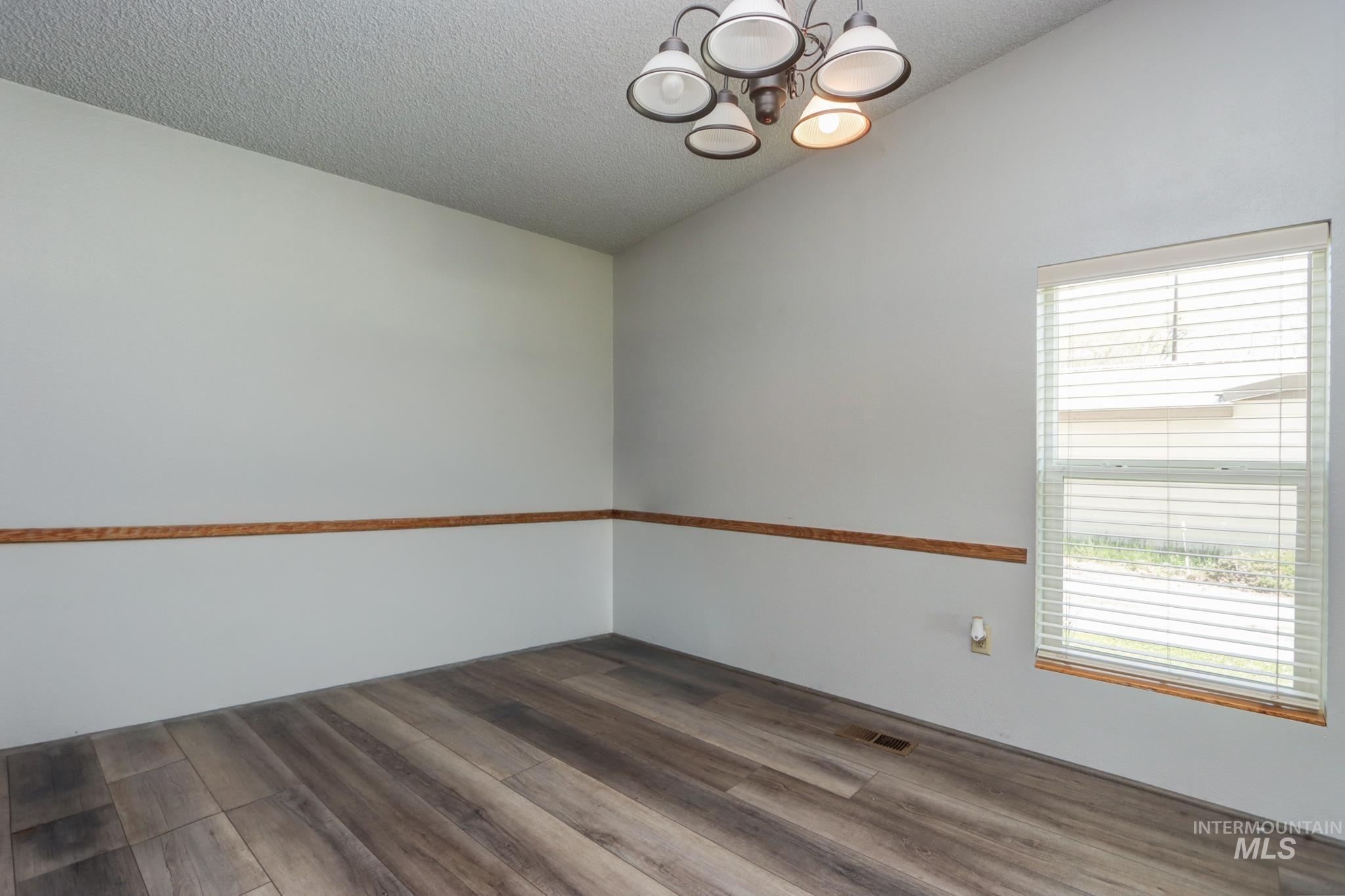 338 & 340 W Hwy 52, Emmett, Idaho 83617, Business/Commercial For Sale, Price $1,300,000, 98983052