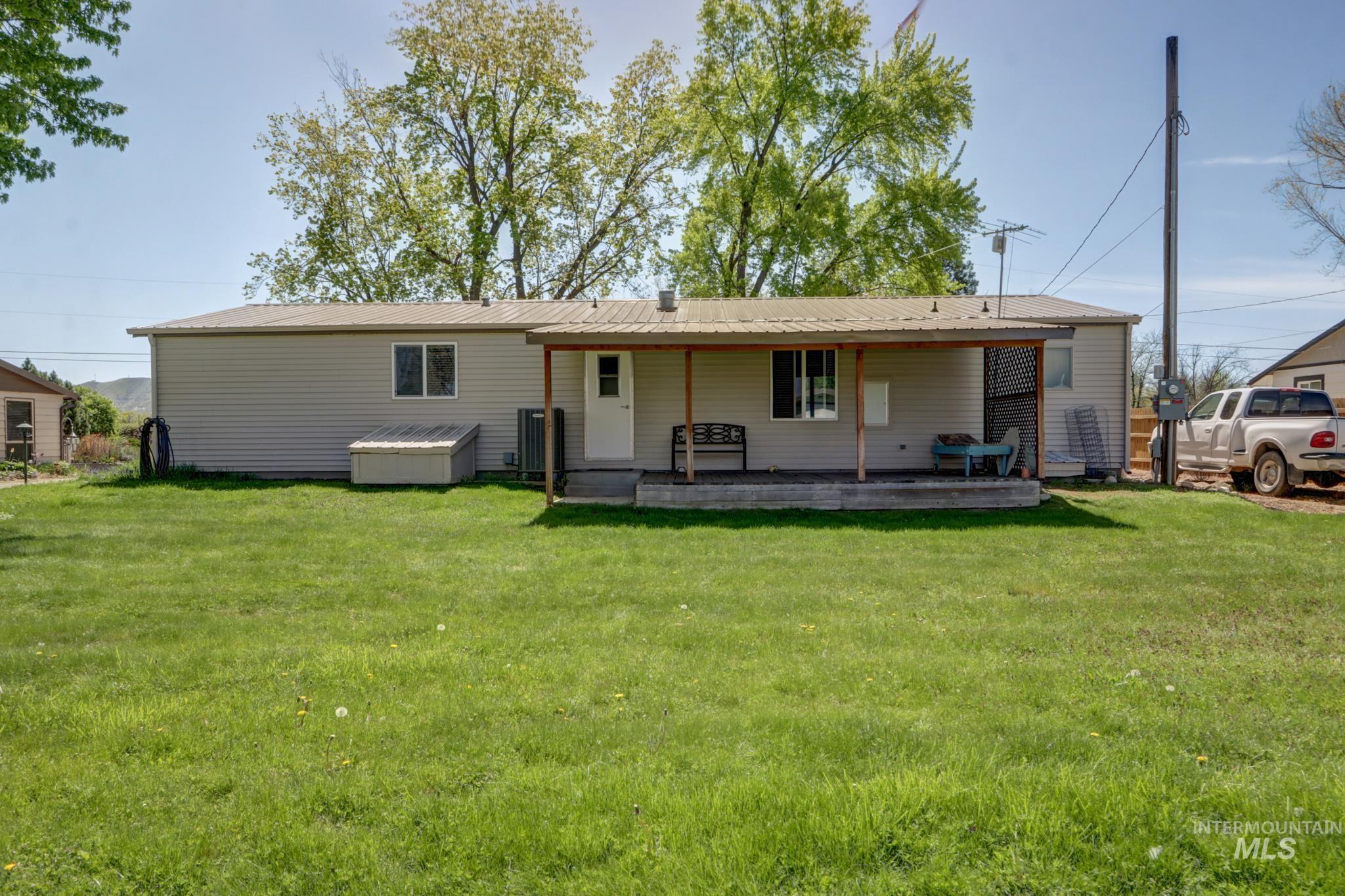 338 & 340 W Hwy 52, Emmett, Idaho 83617, Business/Commercial For Sale, Price $1,300,000, 98983052