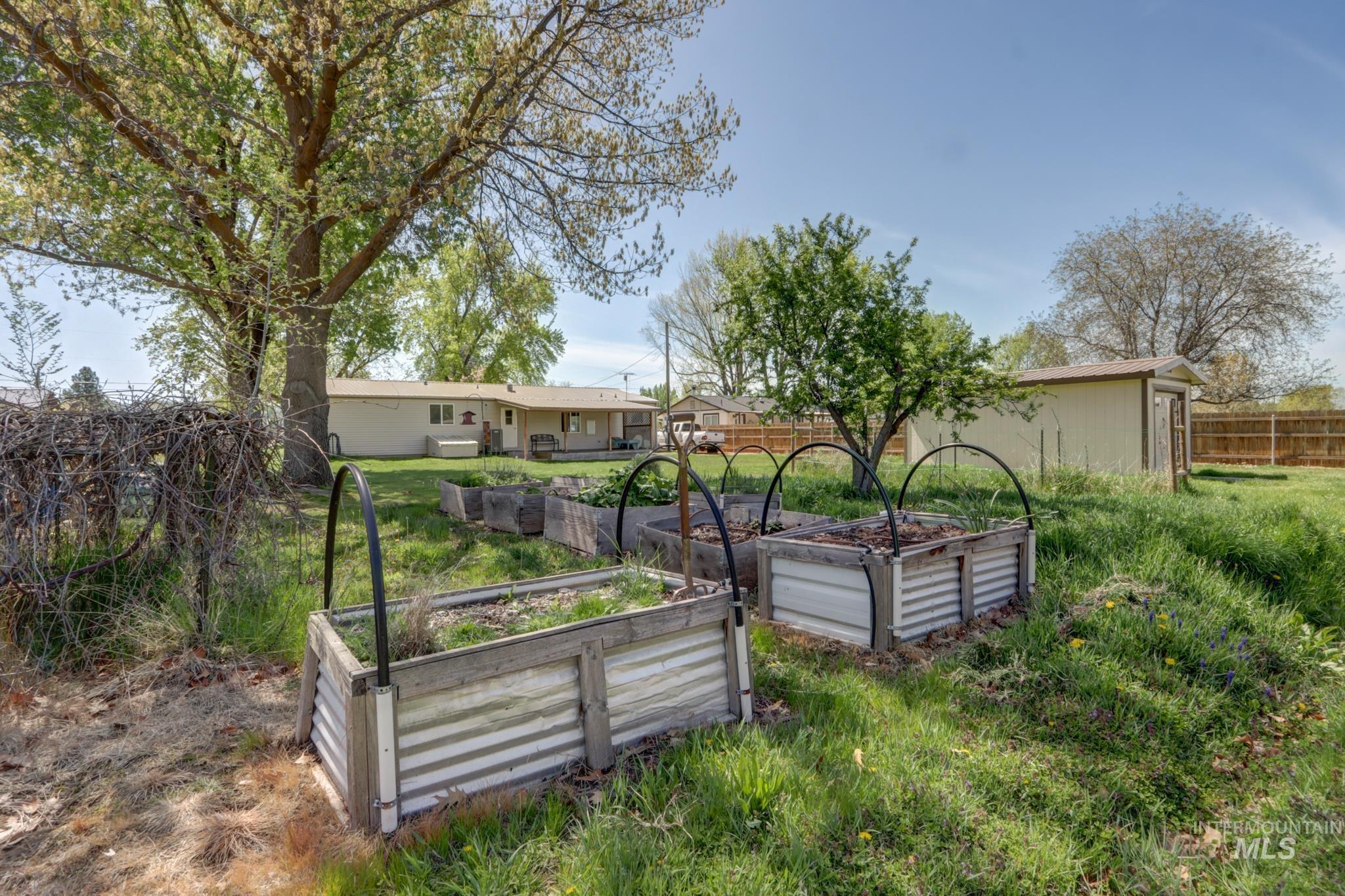 338 & 340 W Hwy 52, Emmett, Idaho 83617, Business/Commercial For Sale, Price $1,300,000, 98983052