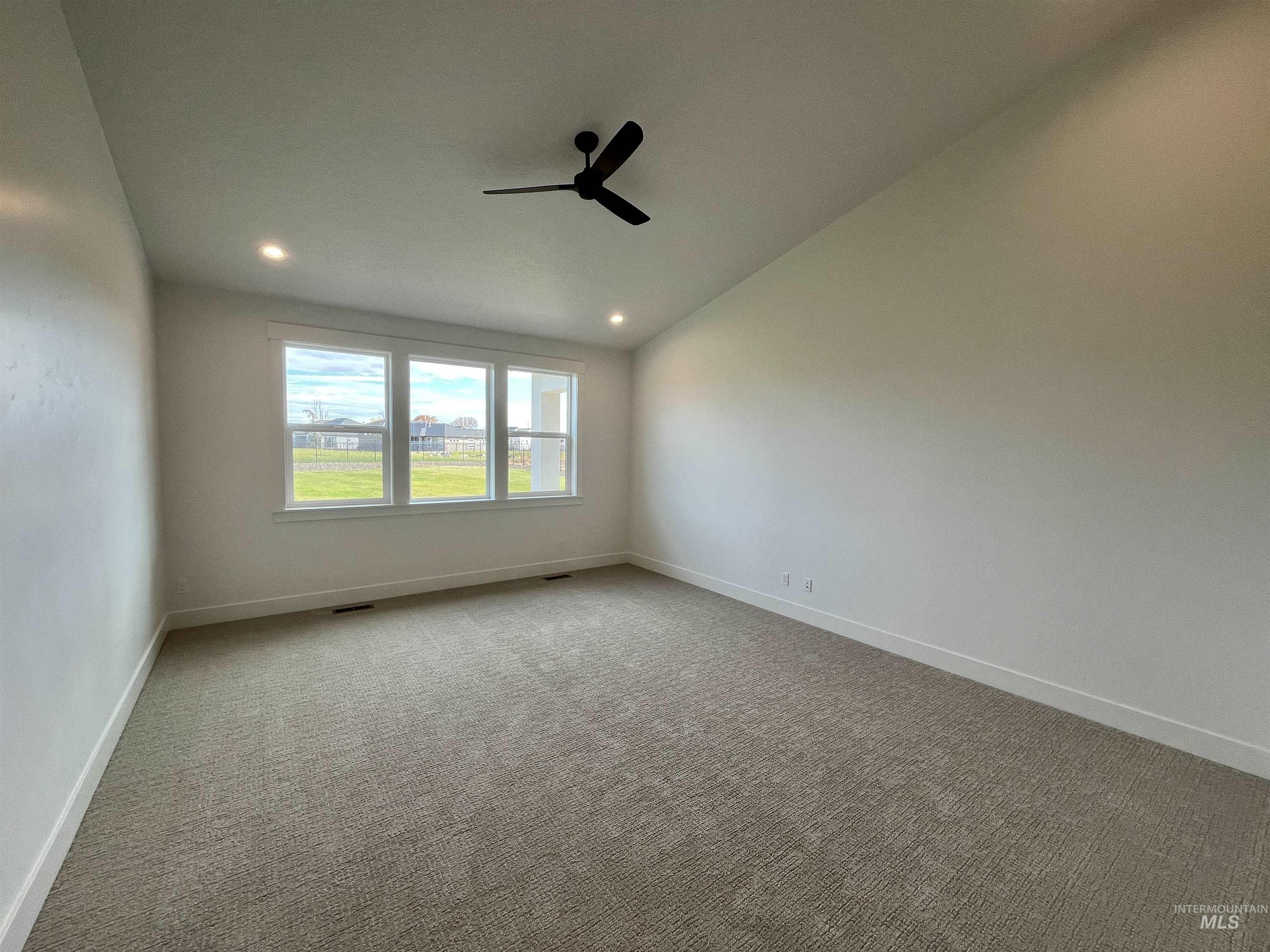 305 S Gearbox Way, Boise, Idaho 83716, 3 Bedrooms, 3.5 Bathrooms, Residential For Sale, Price $899,900,MLS 98983055