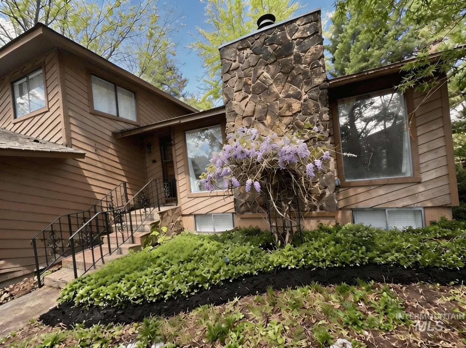 5541 N Samson Ave, Boise, Idaho 83704, 4 Bedrooms, 4 Bathrooms, Residential For Sale, Price $612,000,MLS 98983058