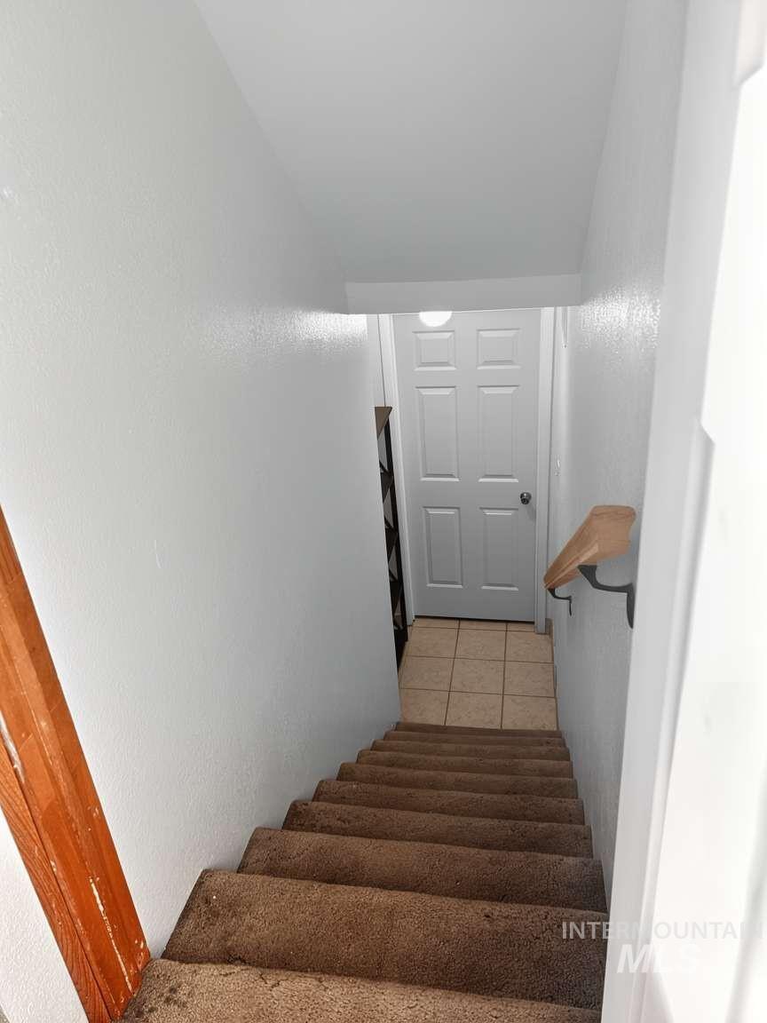 5541 N Samson Ave, Boise, Idaho 83704, 4 Bedrooms, 4 Bathrooms, Residential For Sale, Price $612,000,MLS 98983058