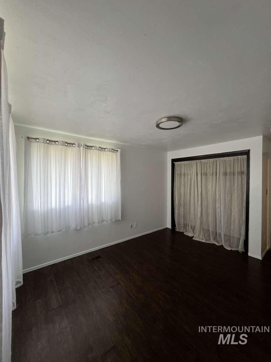 5541 N Samson Ave, Boise, Idaho 83704, 4 Bedrooms, 4 Bathrooms, Residential For Sale, Price $612,000,MLS 98983058