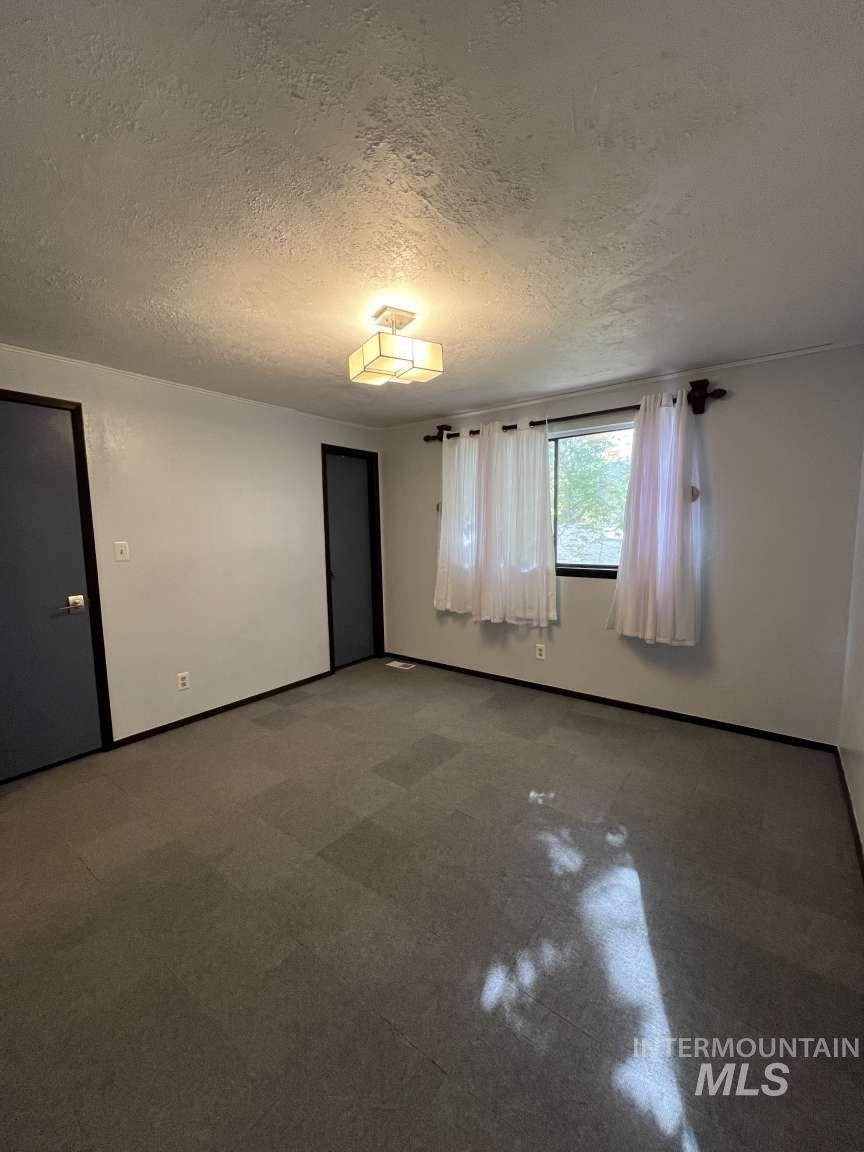 5541 N Samson Ave, Boise, Idaho 83704, 4 Bedrooms, 4 Bathrooms, Residential For Sale, Price $612,000,MLS 98983058
