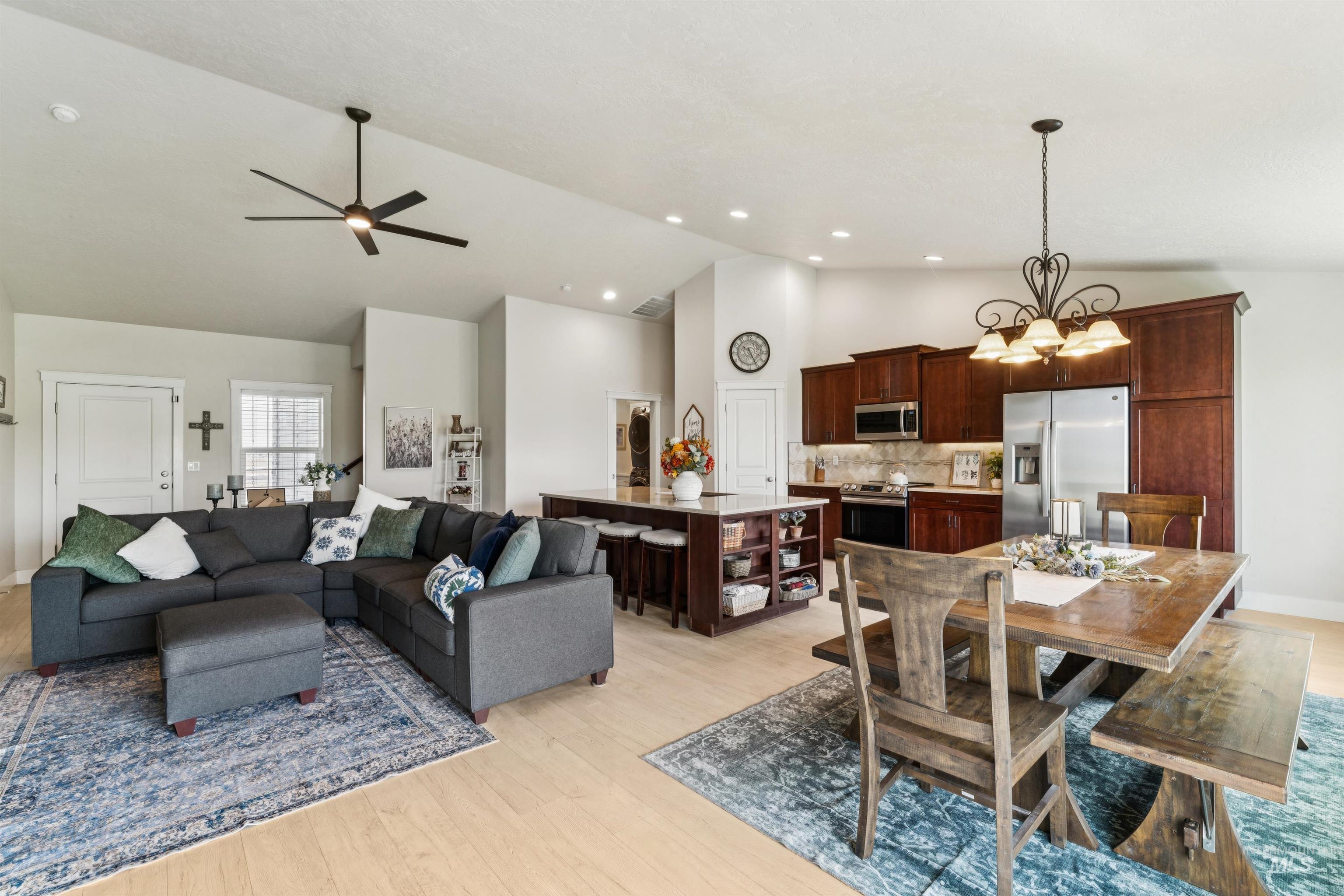 6249 Pershall RD, Marsing, Idaho 83639, 3 Bedrooms, 2 Bathrooms, Residential For Sale, Price $924,900,MLS 98983061