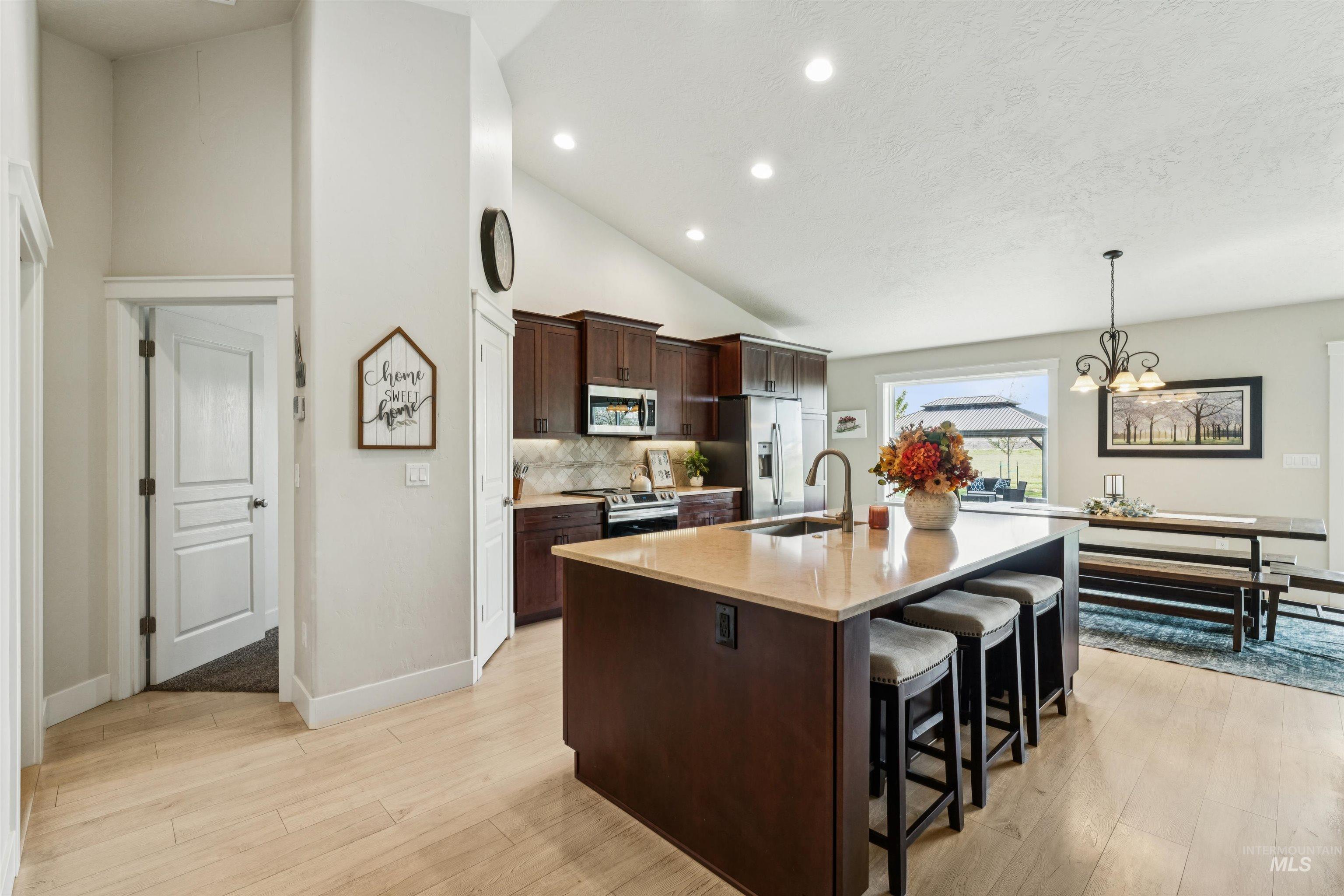 6249 Pershall RD, Marsing, Idaho 83639, 3 Bedrooms, 2 Bathrooms, Residential For Sale, Price $939,900,MLS 98983061