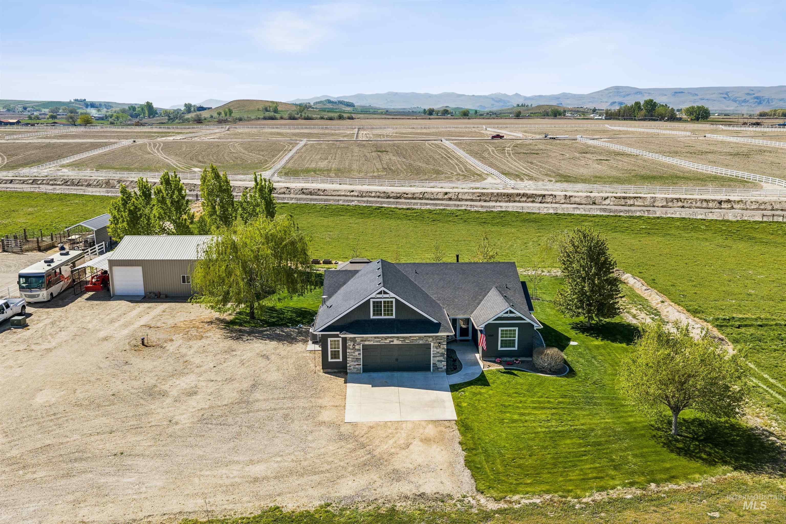 6249 Pershall RD, Marsing, Idaho 83639, 3 Bedrooms, 2 Bathrooms, Residential For Sale, Price $939,900,MLS 98983061