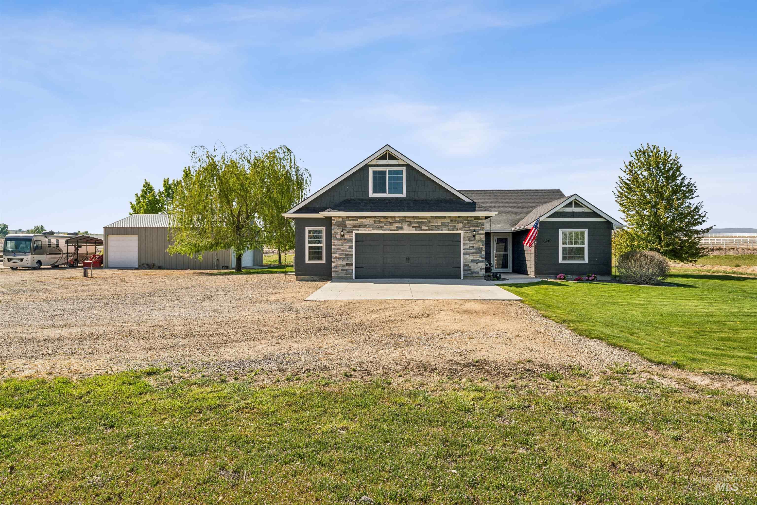 6249 Pershall RD, Marsing, Idaho 83639, 3 Bedrooms, 2 Bathrooms, Residential For Sale, Price $939,900,MLS 98983061