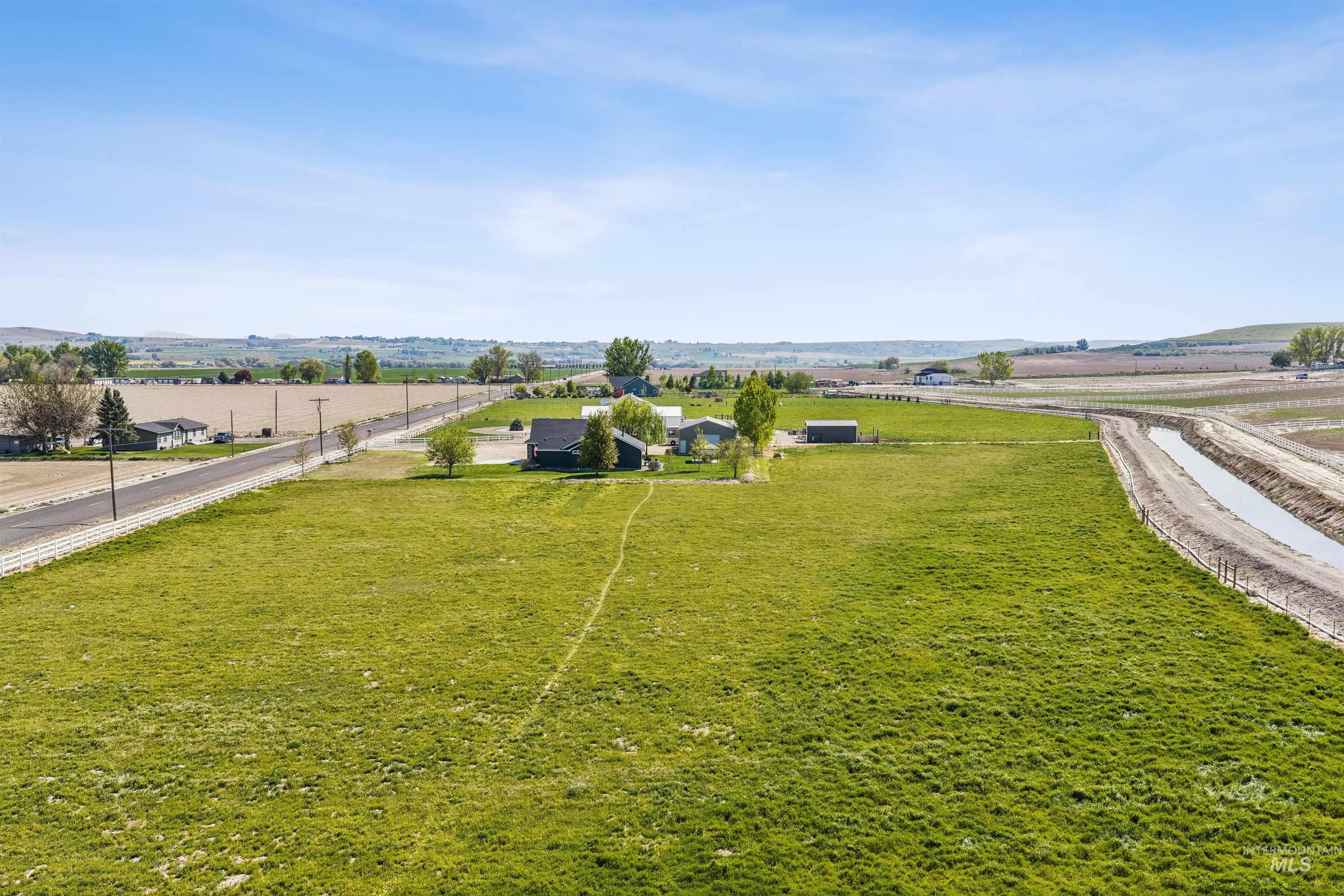 6249 Pershall RD, Marsing, Idaho 83639, 3 Bedrooms, 2 Bathrooms, Residential For Sale, Price $924,900,MLS 98983061