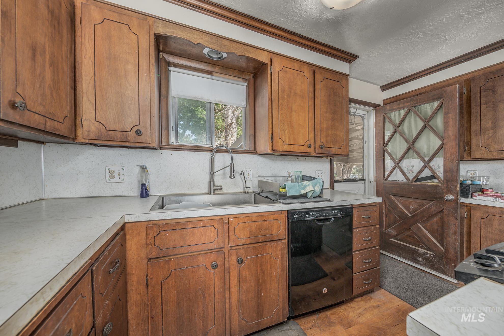 1804 Sunset Street, Weiser, Idaho 83672, 3 Bedrooms, 2 Bathrooms, Residential For Sale, Price $329,900,MLS 98983062