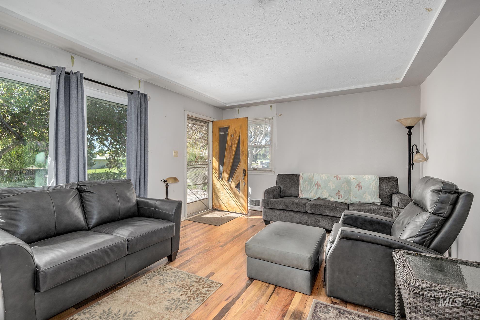 1804 Sunset Street, Weiser, Idaho 83672, 3 Bedrooms, 2 Bathrooms, Residential For Sale, Price $329,900,MLS 98983062