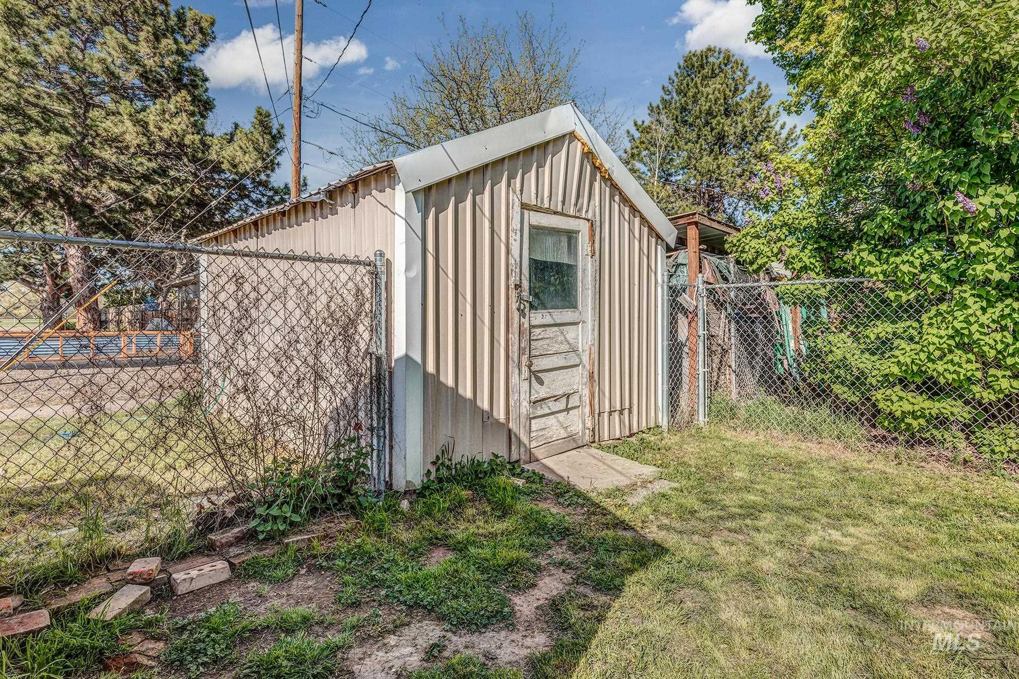 1804 Sunset Street, Weiser, Idaho 83672, 3 Bedrooms, 2 Bathrooms, Residential For Sale, Price $329,900,MLS 98983062