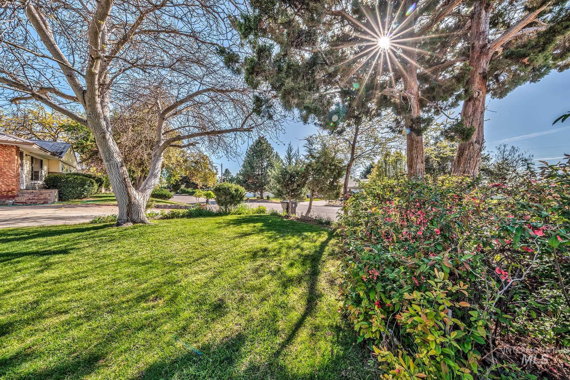 1804 Sunset Street, Weiser, Idaho 83672, 3 Bedrooms, 2 Bathrooms, Residential For Sale, Price $329,900,MLS 98983062