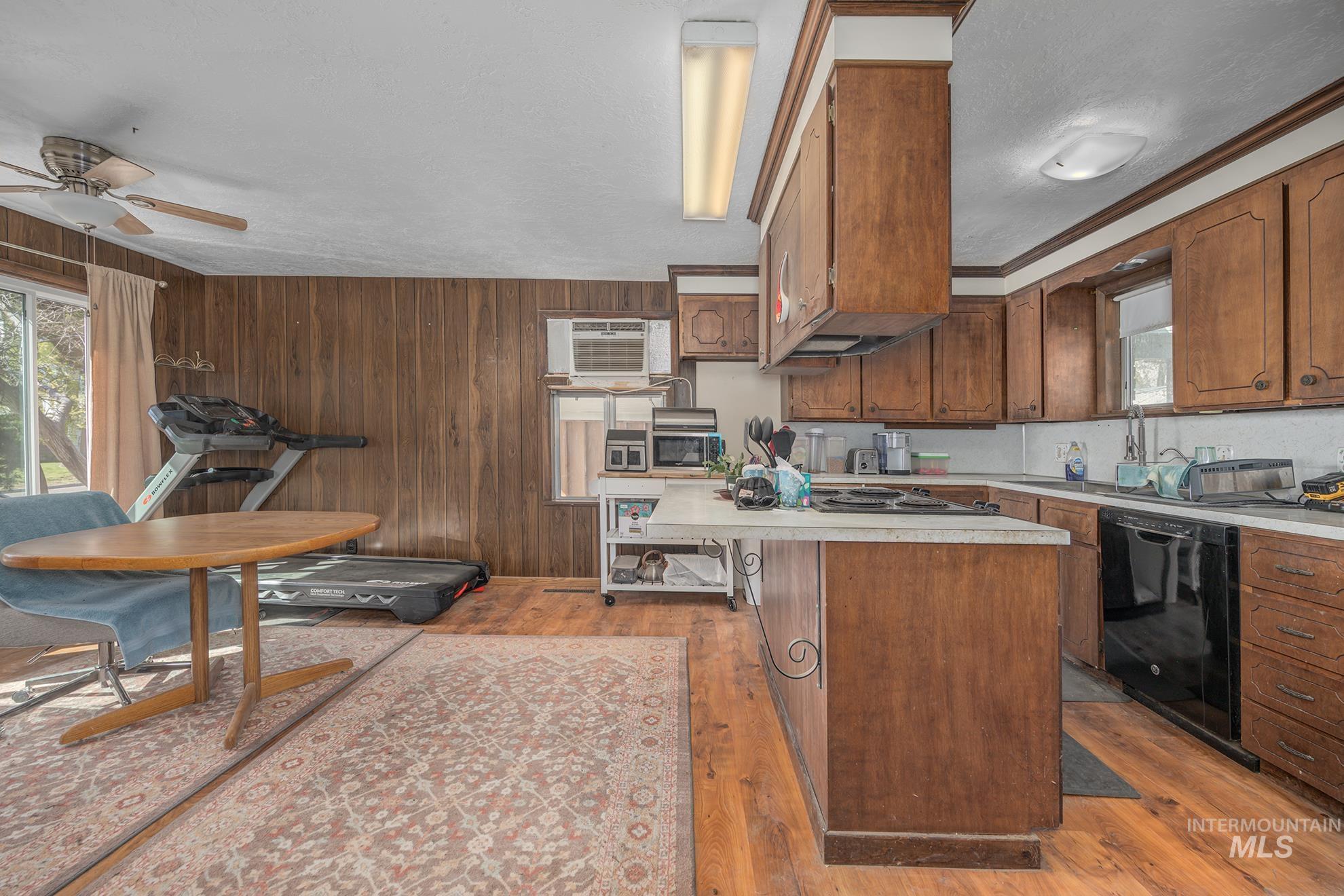 1804 Sunset Street, Weiser, Idaho 83672, 3 Bedrooms, 2 Bathrooms, Residential For Sale, Price $329,900,MLS 98983062