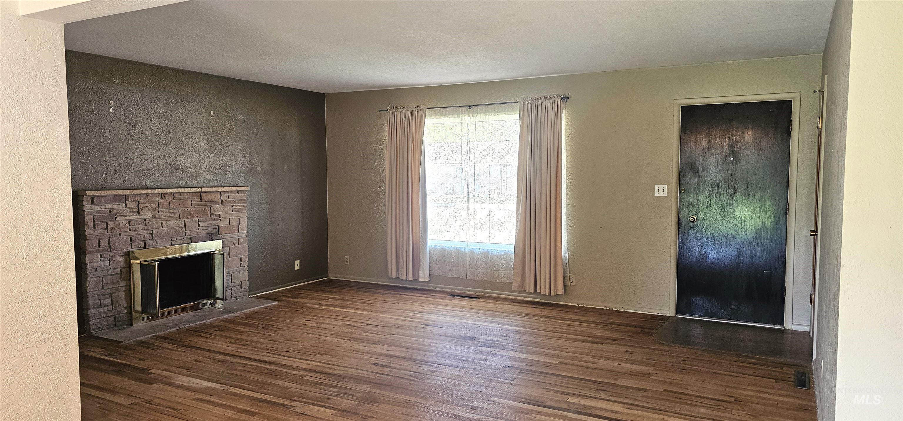 224 Westwood Blvd, Nampa, Idaho 83686, 3 Bedrooms, 1.5 Bathrooms, Residential For Sale, Price $329,900,MLS 98983063