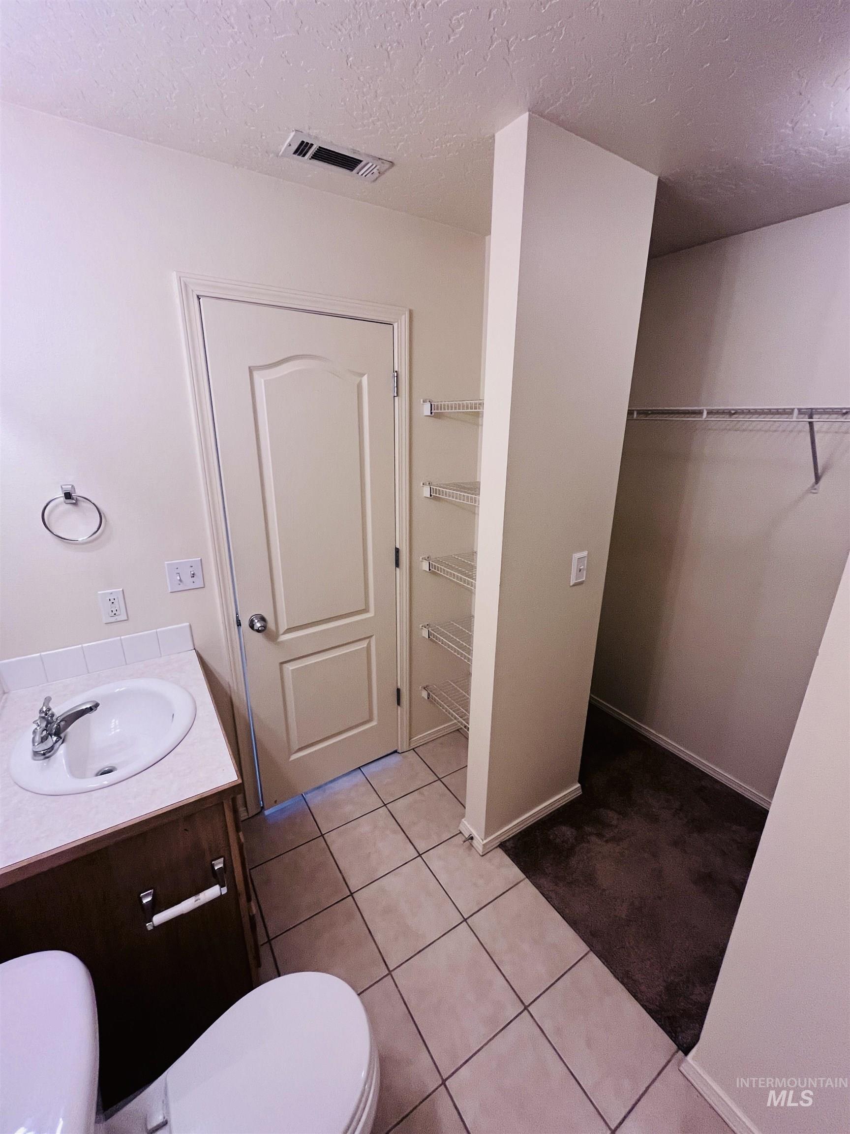 13814 Judson St, Caldwell, Idaho 83607, 3 Bedrooms, 2 Bathrooms, Residential For Sale, Price $330,000,MLS 98983064