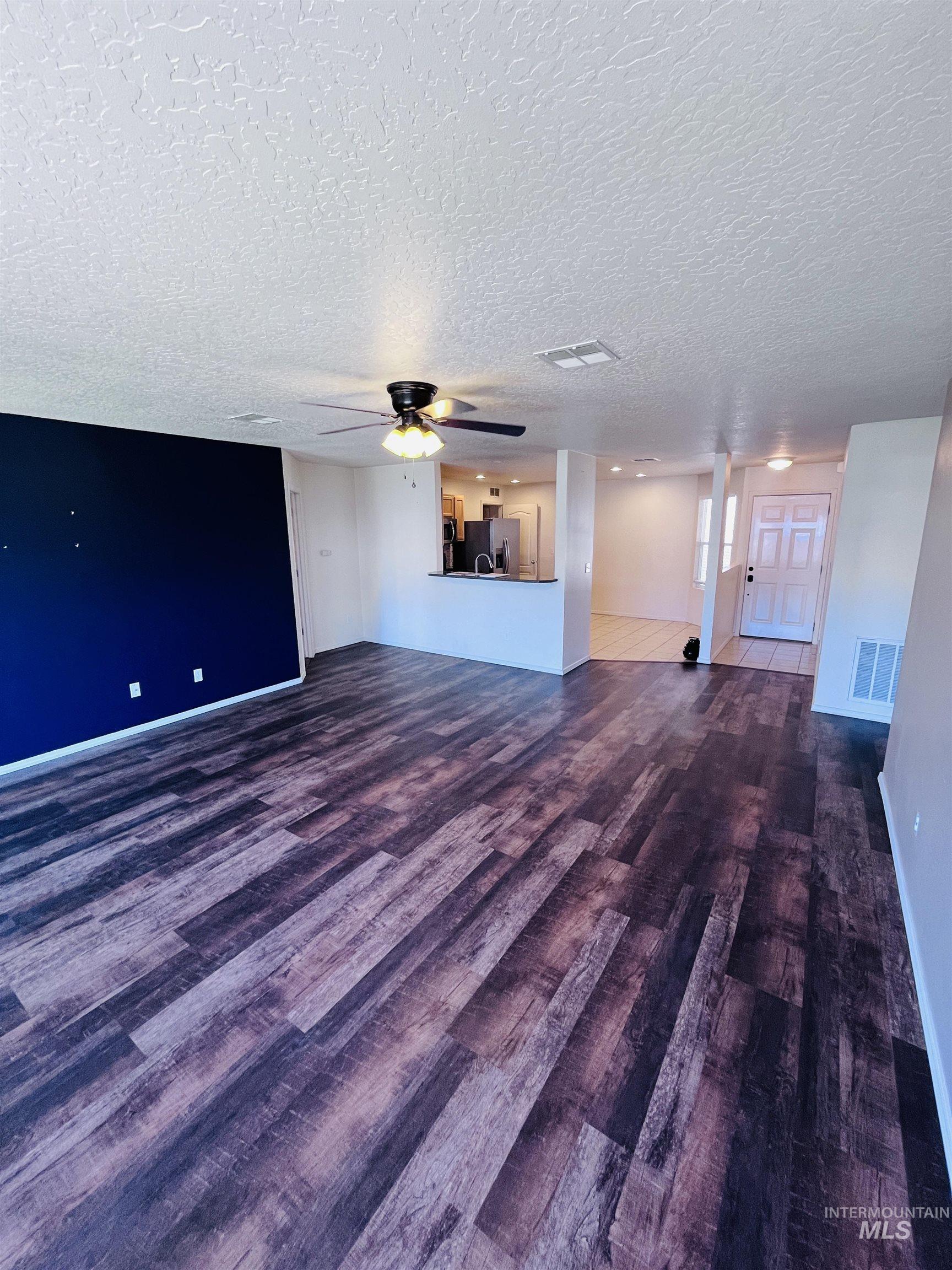 13814 Judson St, Caldwell, Idaho 83607, 3 Bedrooms, 2 Bathrooms, Residential For Sale, Price $330,000,MLS 98983064