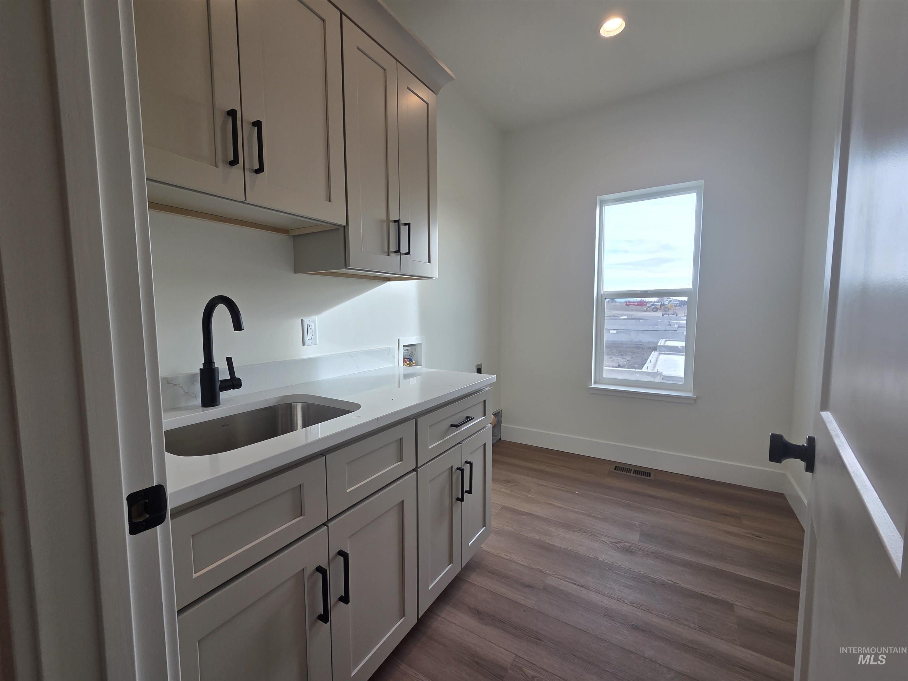 620 Oxford St, Burley, Idaho 83318, 4 Bedrooms, 2 Bathrooms, Residential For Sale, Price $357,765,MLS 98983068