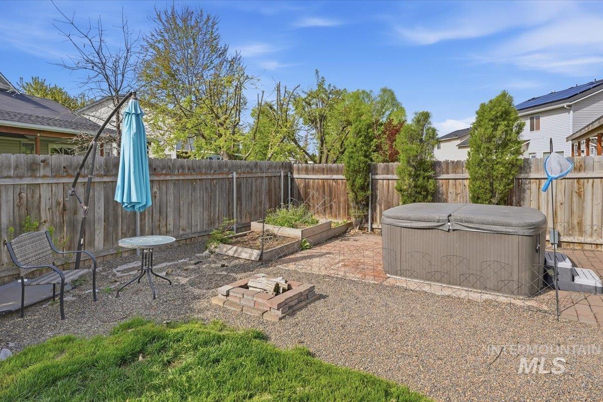 2714 Colfax Dr, Caldwell, Idaho 83607, 4 Bedrooms, 2.5 Bathrooms, Residential For Sale, Price $399,900,MLS 98983070