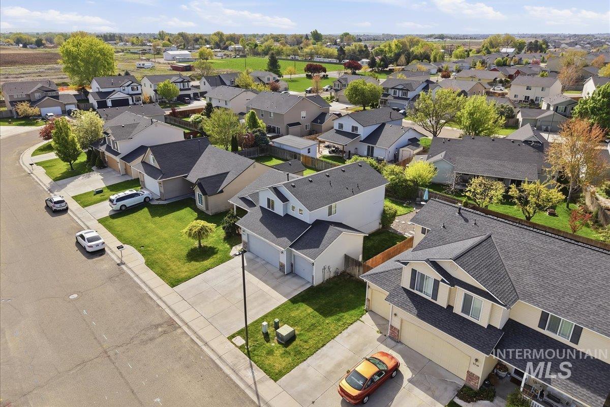 2714 Colfax Dr, Caldwell, Idaho 83607, 4 Bedrooms, 2.5 Bathrooms, Residential For Sale, Price $399,900,MLS 98983070