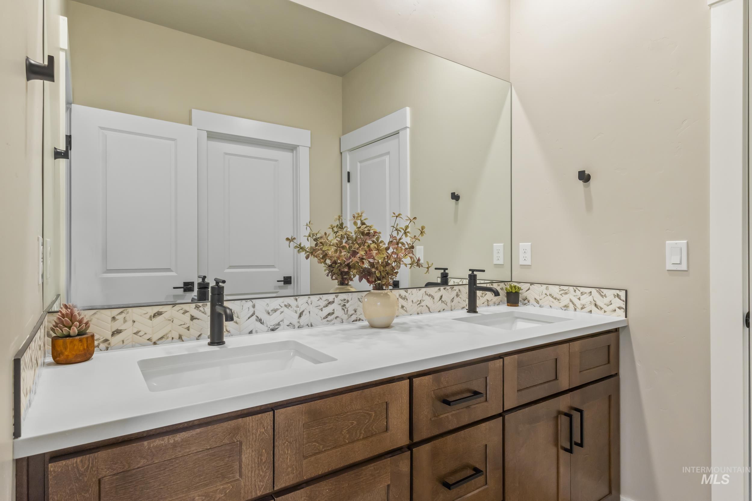 12543 W Arabian Dr, Boise, Idaho 83709, 3 Bedrooms, 3 Bathrooms, Residential For Sale, Price $665,000,MLS 98983071