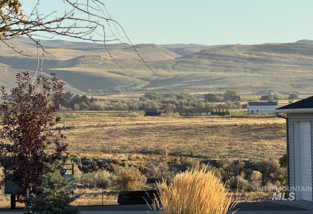 3474 E 3180 N, Kimberly, Idaho 83341, 3 Bedrooms, 2 Bathrooms, Residential For Sale, Price $678,000,MLS 98983080