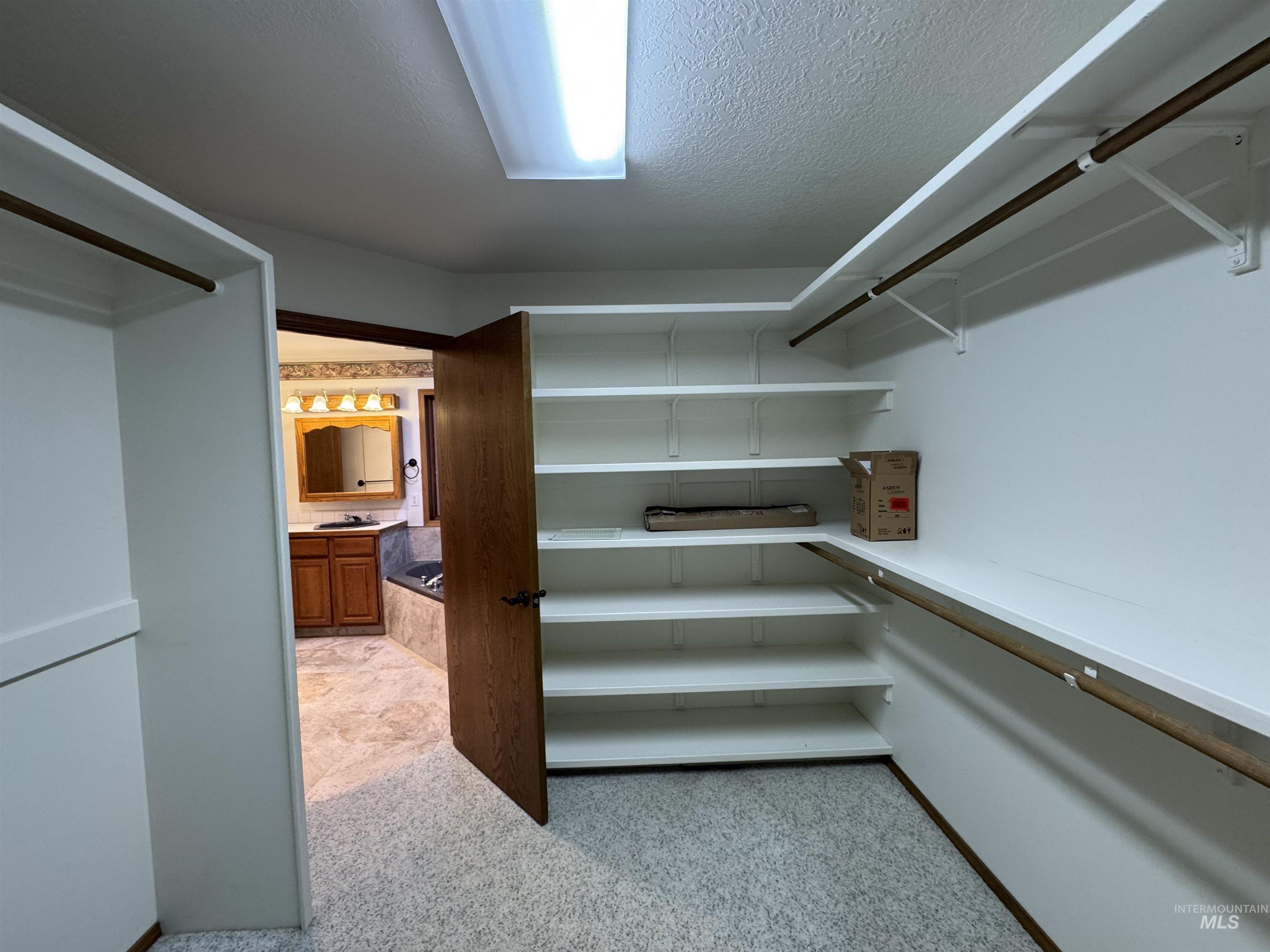 3474 E 3180 N, Kimberly, Idaho 83341, 3 Bedrooms, 2 Bathrooms, Residential For Sale, Price $678,000,MLS 98983080