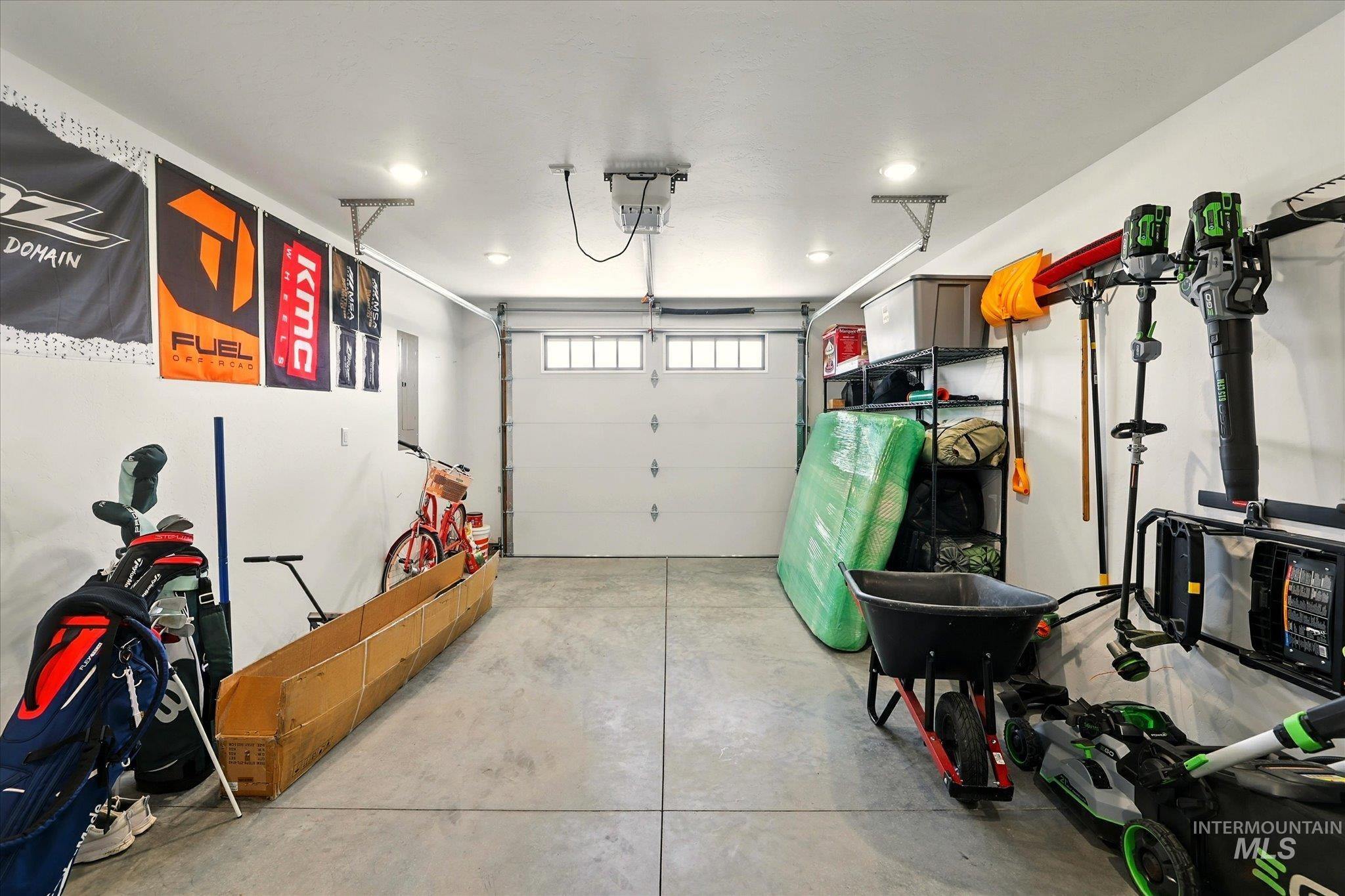 924 Elk Butte Ave., Kimberly, Idaho 83341, 3 Bedrooms, 2 Bathrooms, Residential For Sale, Price $435,000,MLS 98983082