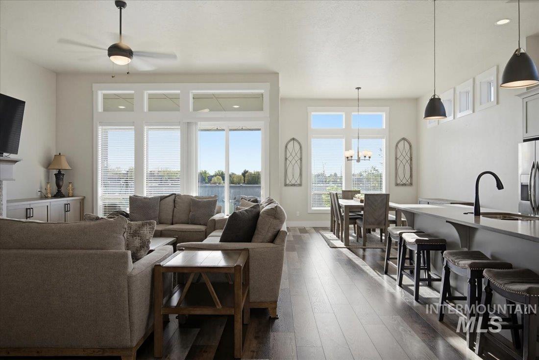 3093 NW 13Th St, Meridian, Idaho 83646-3168, 3 Bedrooms, 2 Bathrooms, Residential For Sale, Price $558,888, 98983083