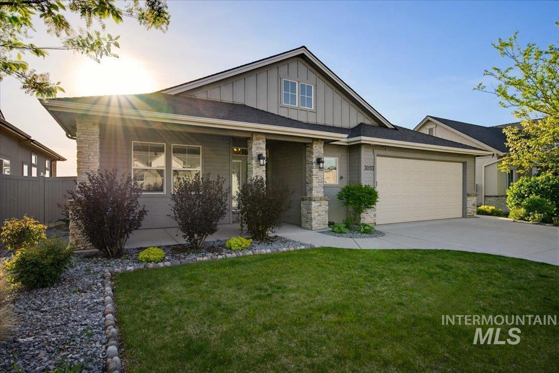 3093 NW 13Th St, Meridian, Idaho 83646-3168, 3 Bedrooms, 2 Bathrooms, Residential For Sale, Price $558,888, 98983083
