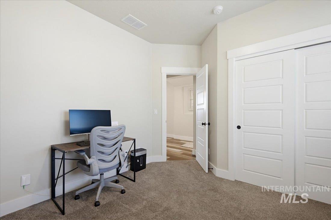 3093 NW 13Th St, Meridian, Idaho 83646-3168, 3 Bedrooms, 2 Bathrooms, Residential For Sale, Price $558,888, 98983083