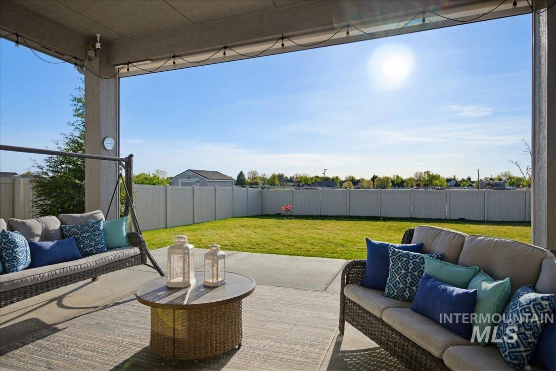 3093 NW 13Th St, Meridian, Idaho 83646-3168, 3 Bedrooms, 2 Bathrooms, Residential For Sale, Price $558,888, 98983083