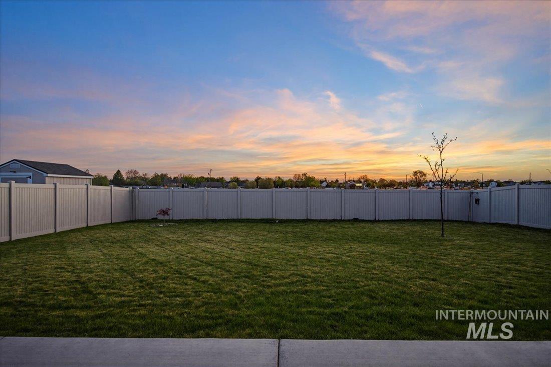 3093 NW 13Th St, Meridian, Idaho 83646-3168, 3 Bedrooms, 2 Bathrooms, Residential For Sale, Price $558,888, 98983083