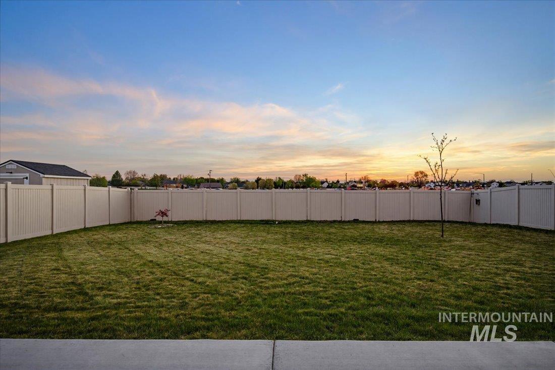 3093 NW 13Th St, Meridian, Idaho 83646-3168, 3 Bedrooms, 2 Bathrooms, Residential For Sale, Price $558,888, 98983083
