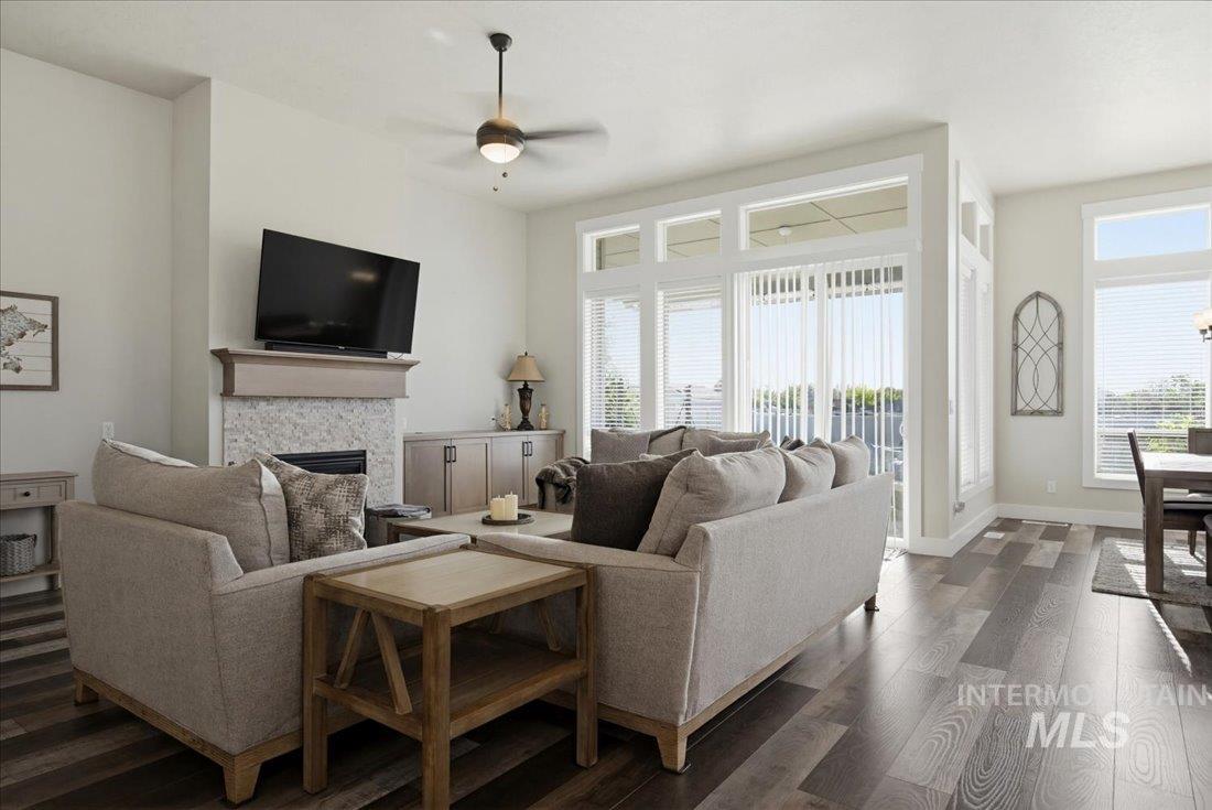 3093 NW 13Th St, Meridian, Idaho 83646-3168, 3 Bedrooms, 2 Bathrooms, Residential For Sale, Price $558,888, 98983083