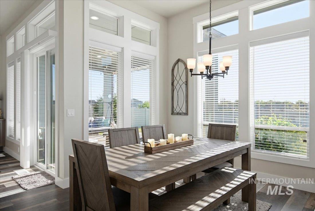 3093 NW 13Th St, Meridian, Idaho 83646-3168, 3 Bedrooms, 2 Bathrooms, Residential For Sale, Price $558,888, 98983083