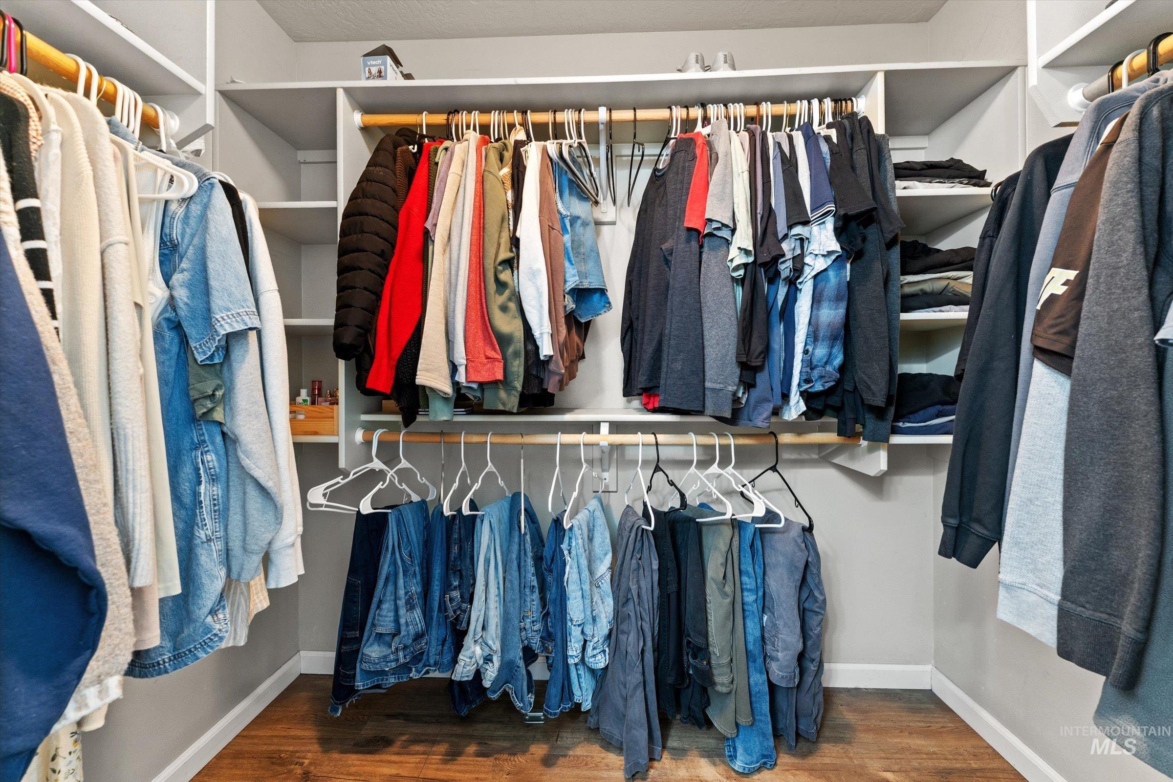 2600 E Carmel Ct, Nampa, Idaho 83687, 3 Bedrooms, 2 Bathrooms, Residential For Sale, Price $354,900,MLS 98983086