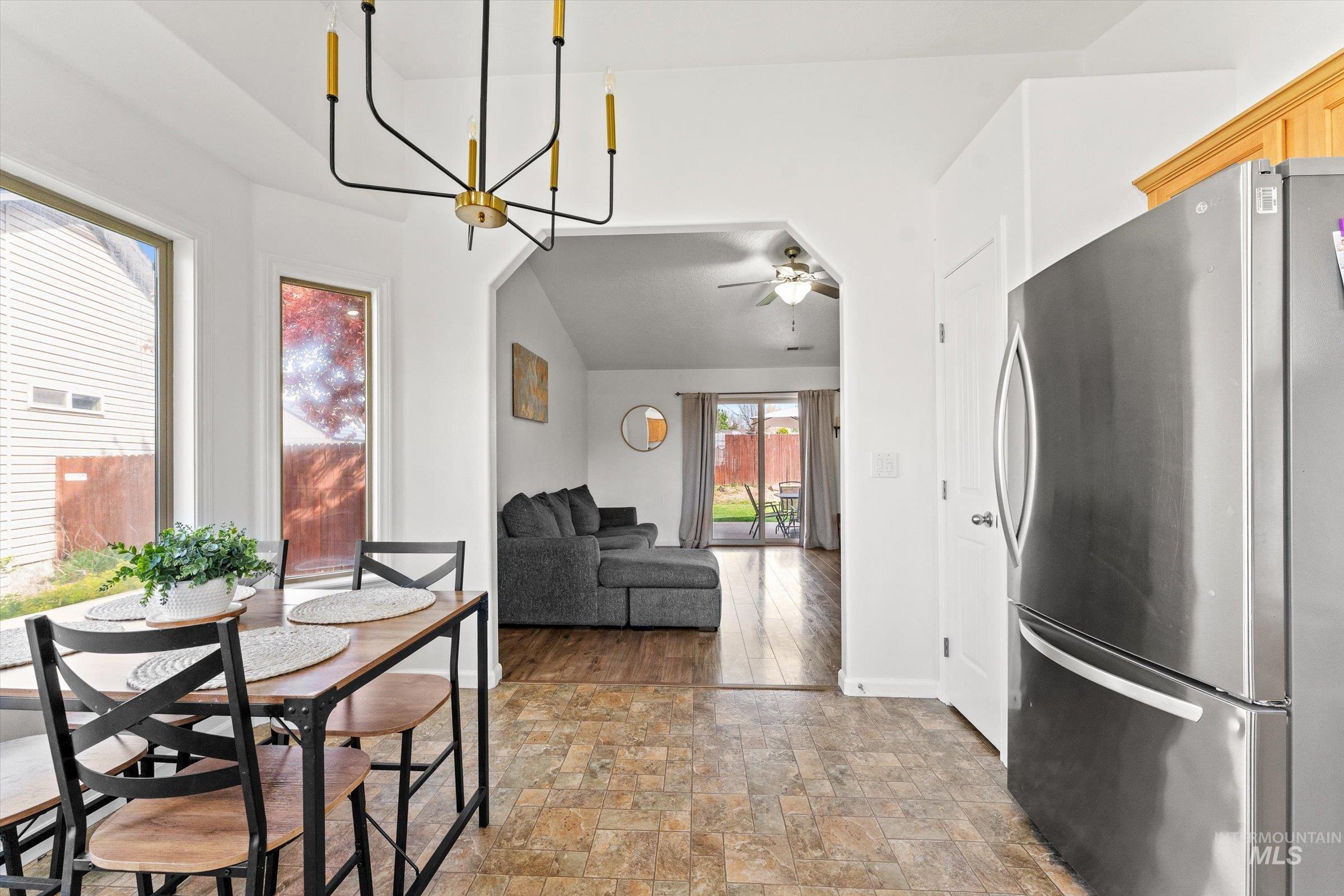 2600 E Carmel Ct, Nampa, Idaho 83687, 3 Bedrooms, 2 Bathrooms, Residential For Sale, Price $354,900,MLS 98983086