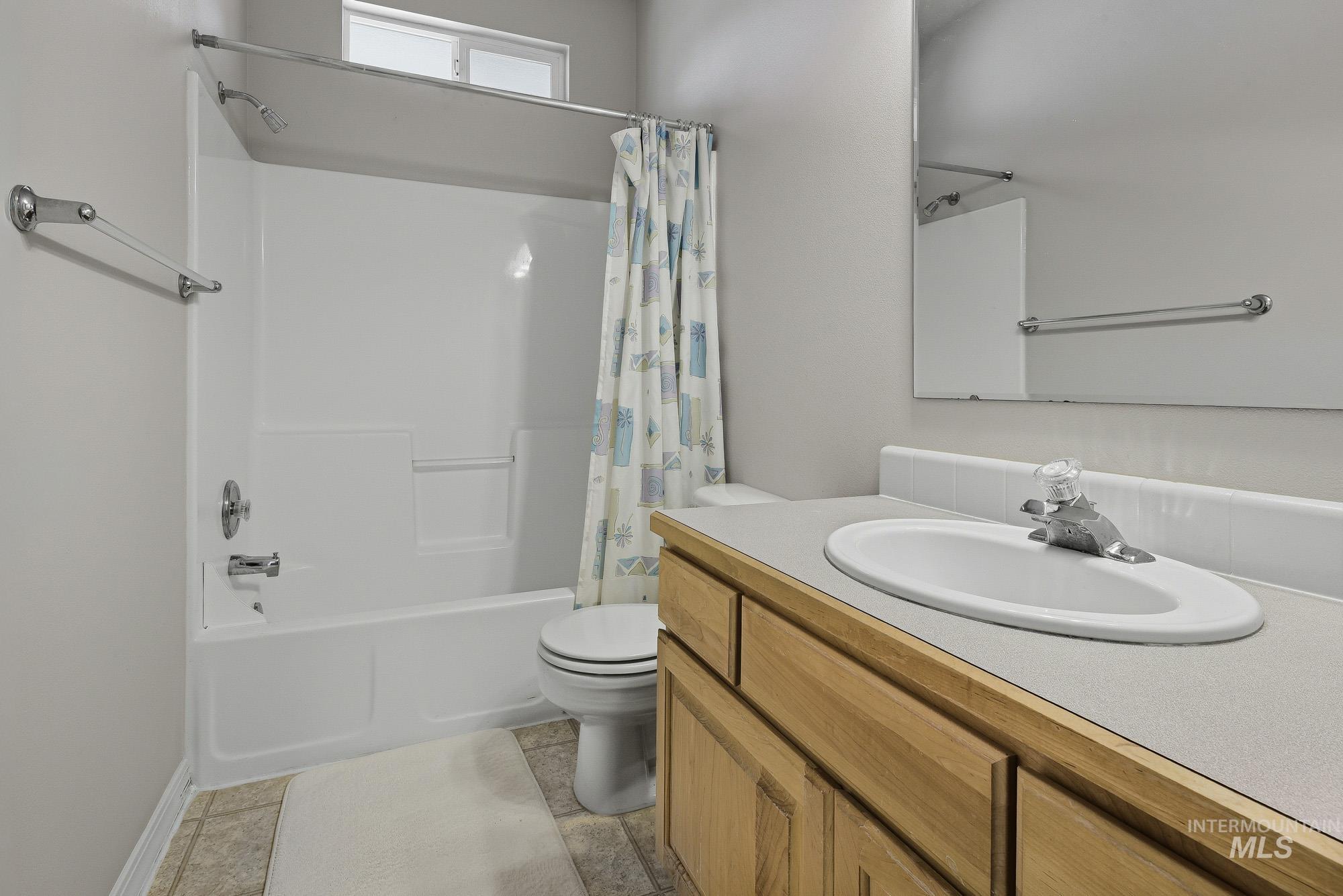 3043 S Slate Creek Way, Meridian, Idaho 83642, 5 Bedrooms, 3 Bathrooms, Residential For Sale, Price $634,900, 98983090