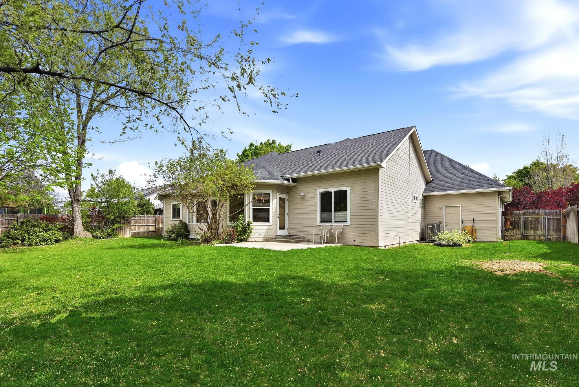 3043 S Slate Creek Way, Meridian, Idaho 83642, 5 Bedrooms, 3 Bathrooms, Residential For Sale, Price $634,900, 98983090