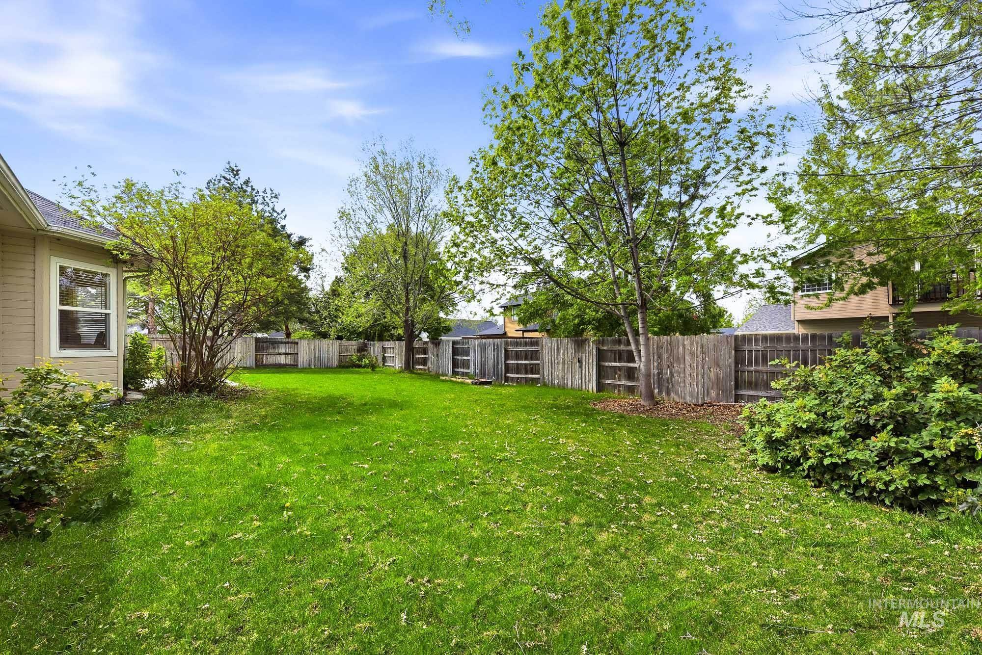 3043 S Slate Creek Way, Meridian, Idaho 83642, 5 Bedrooms, 3 Bathrooms, Residential For Sale, Price $634,900, 98983090