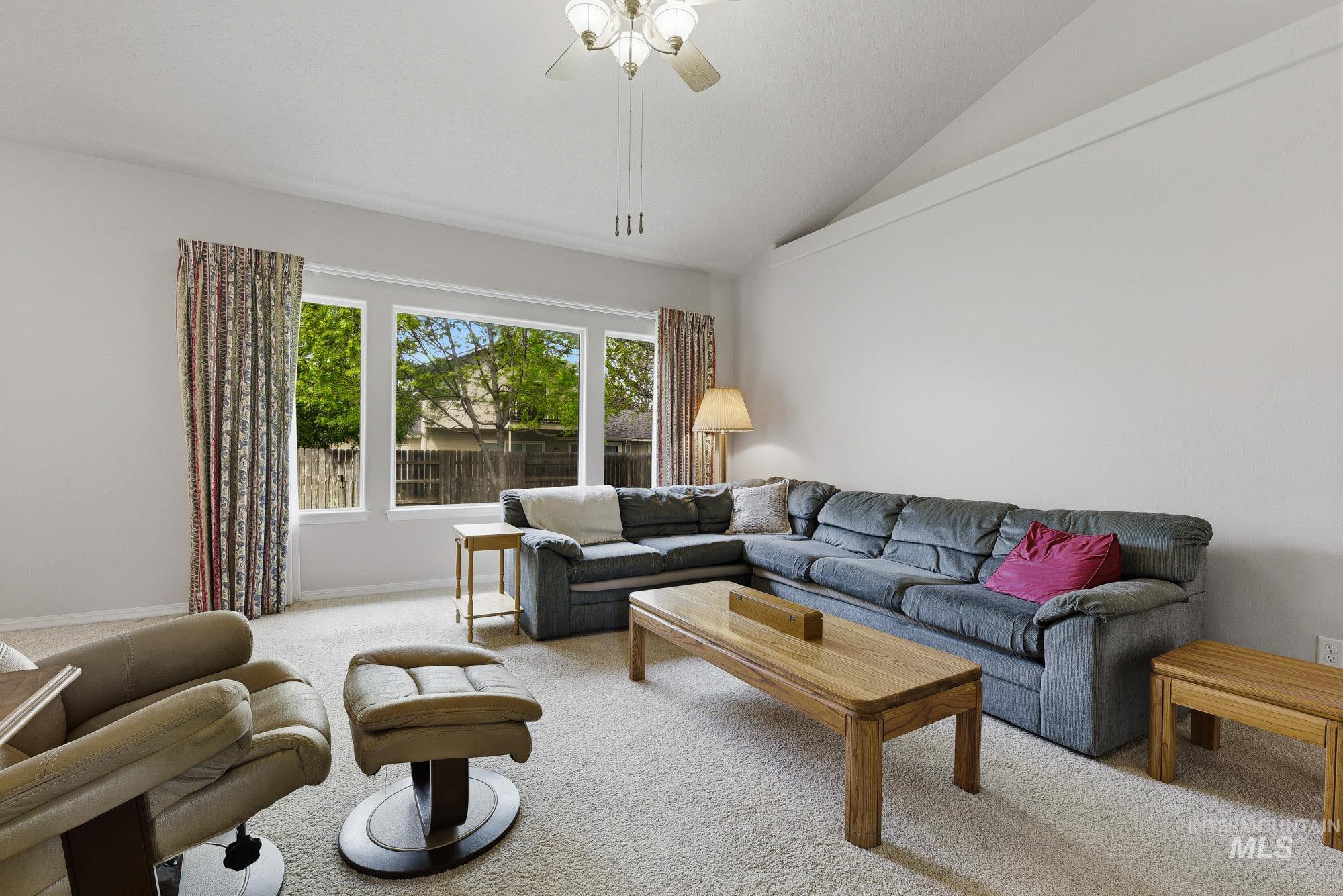 3043 S Slate Creek Way, Meridian, Idaho 83642, 5 Bedrooms, 3 Bathrooms, Residential For Sale, Price $634,900, 98983090