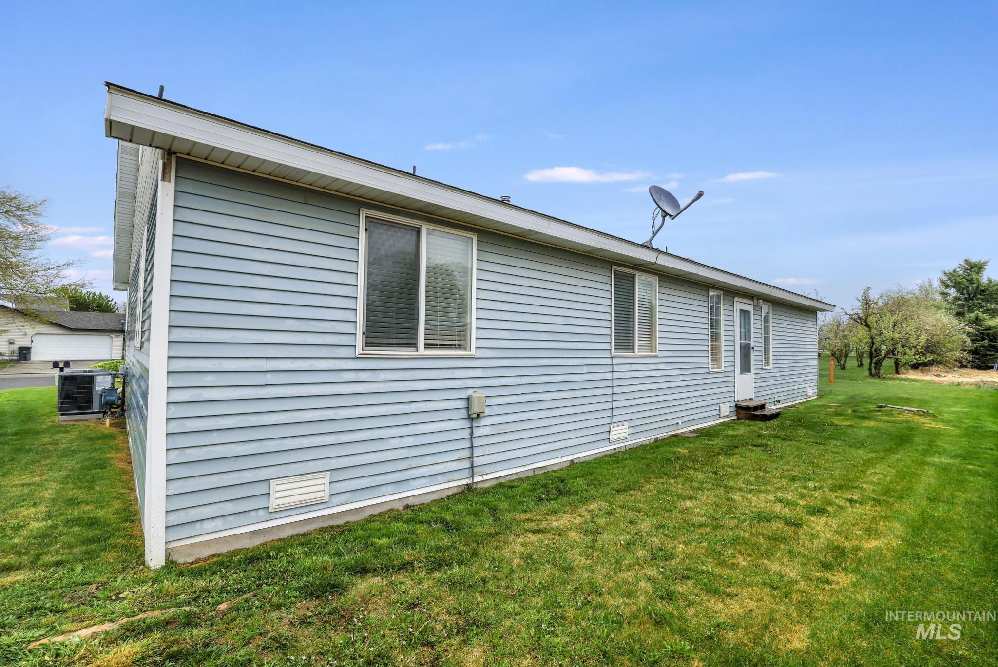 201 Garnet, Kimberly, Idaho 83341, 4 Bedrooms, 2 Bathrooms, Residential For Sale, Price $359,500,MLS 98983095