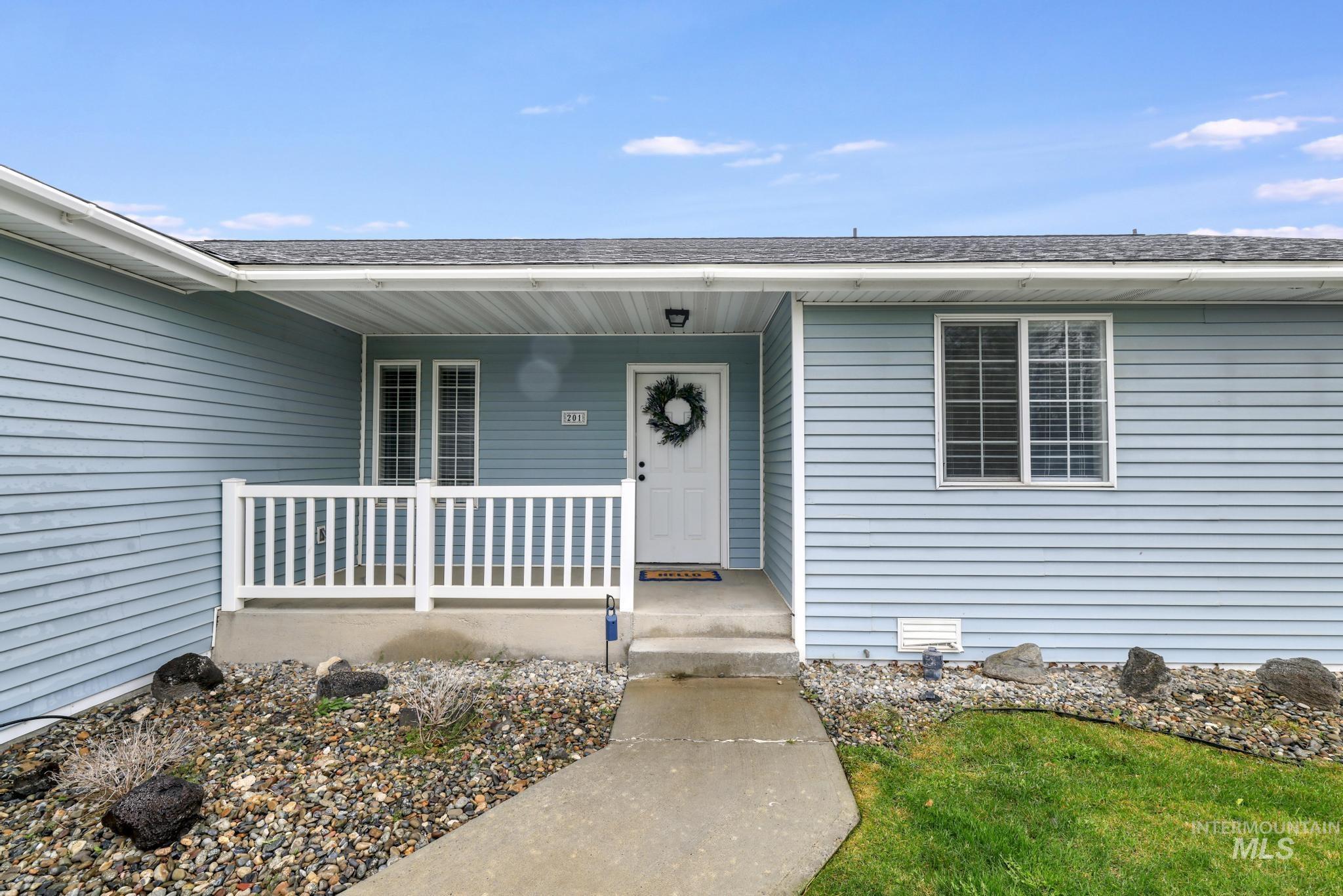 201 Garnet, Kimberly, Idaho 83341, 4 Bedrooms, 2 Bathrooms, Residential For Sale, Price $359,500,MLS 98983095