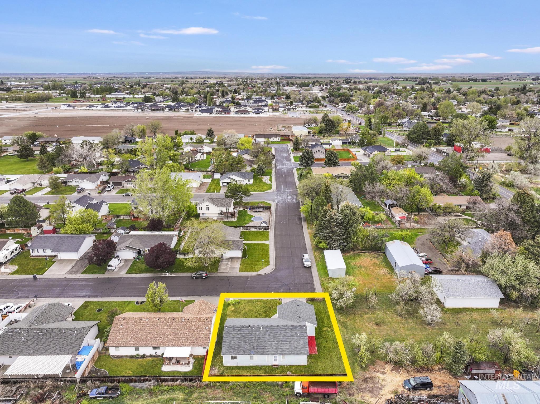 201 Garnet, Kimberly, Idaho 83341, 4 Bedrooms, 2 Bathrooms, Residential For Sale, Price $359,500,MLS 98983095