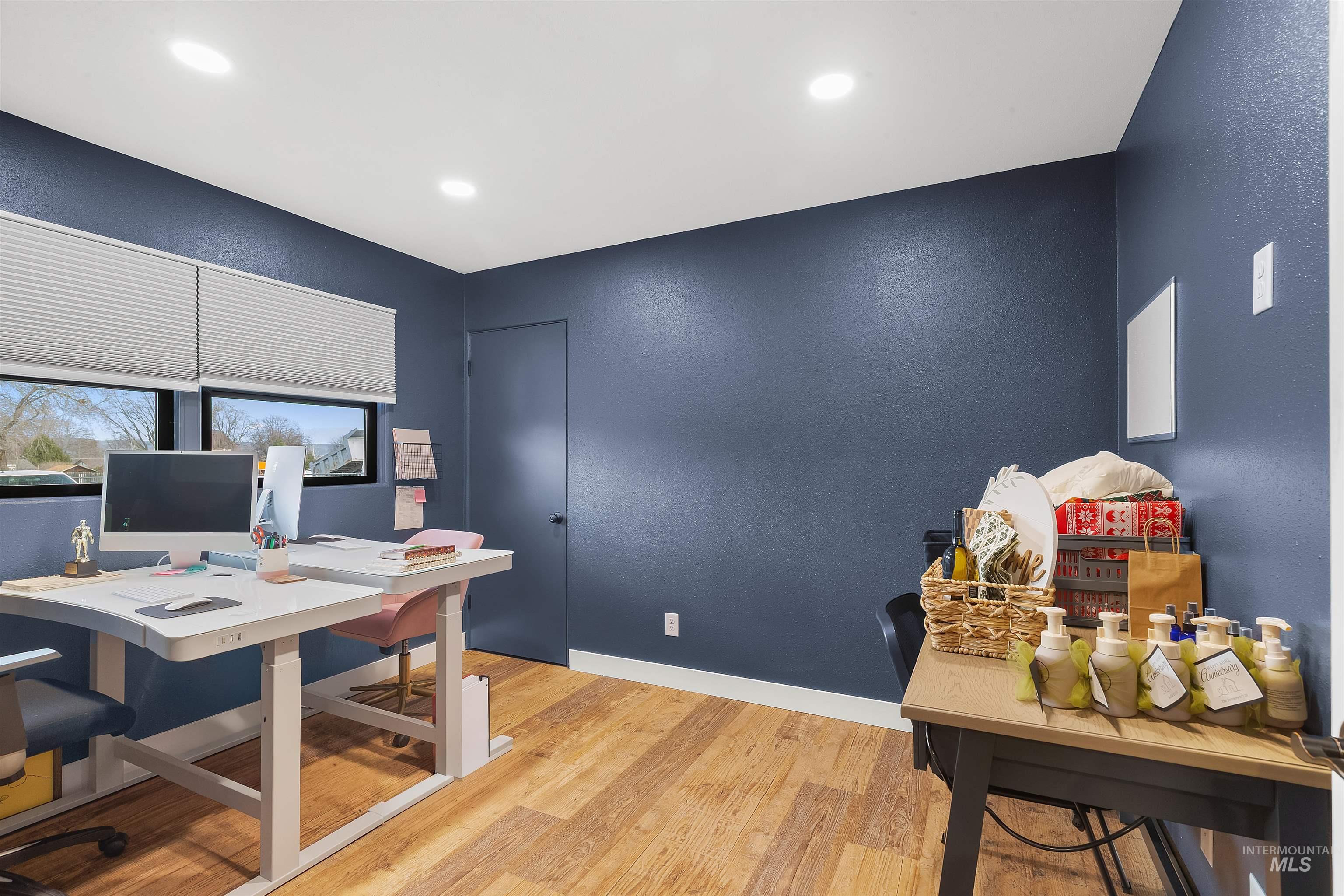 909 Bryden Avenue, Lewiston, Idaho 83501, Business/Commercial For Sale, Price $689,000,MLS 98983098