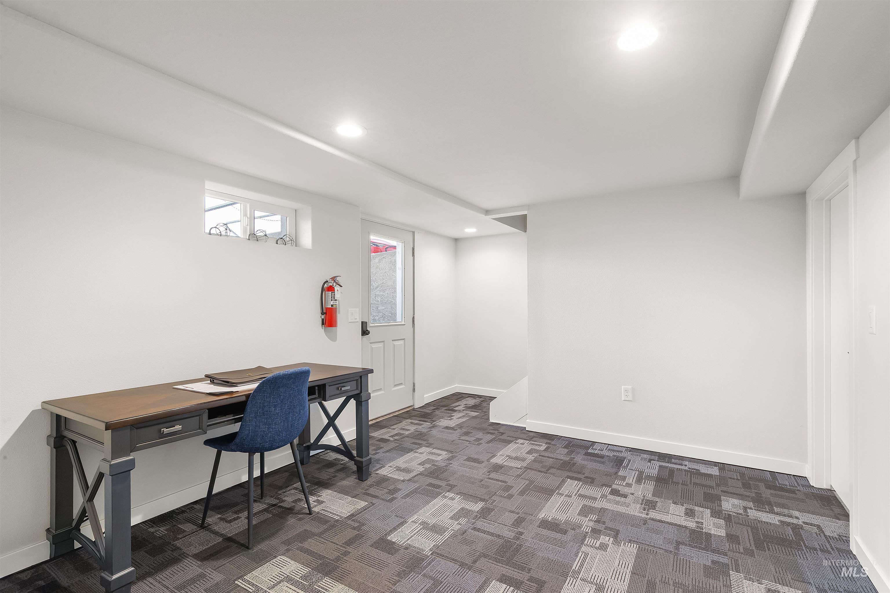 909 Bryden Avenue, Lewiston, Idaho 83501, Business/Commercial For Sale, Price $689,000,MLS 98983098